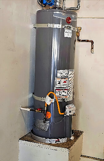 https://dianellahotwater.com.au/uploads/2025/06/electric-hot-water-system-97870.jpg
