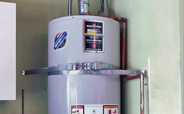 https://dianellahotwater.com.au/uploads/2025/06/gas-hot-water-system-30845.jpg