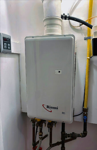 https://dianellahotwater.com.au/uploads/2025/06/hot-water-87450.jpg