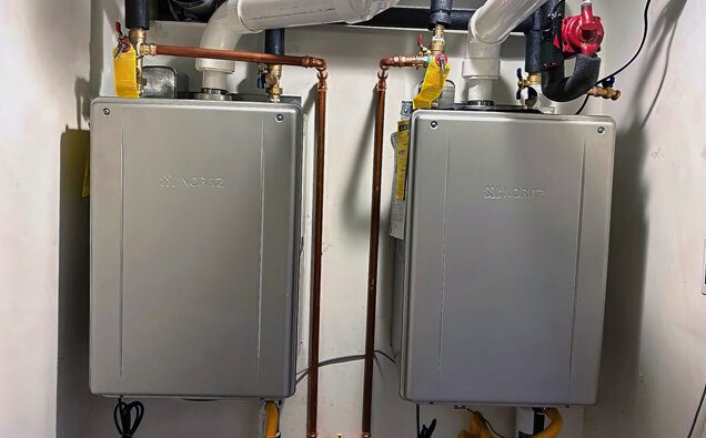 https://dianellahotwater.com.au/uploads/2025/06/hot-water-servicing-14817.jpg