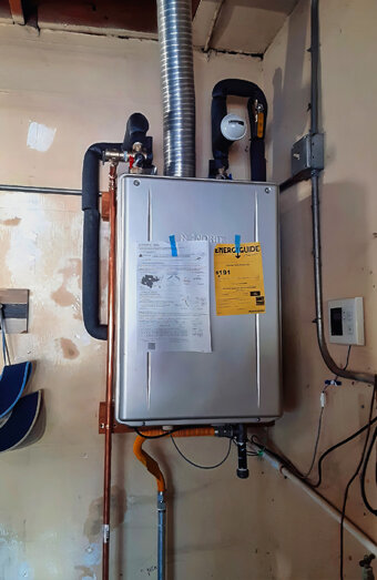 https://dianellahotwater.com.au/uploads/2025/06/instant-hot-water-systems-51476.jpg